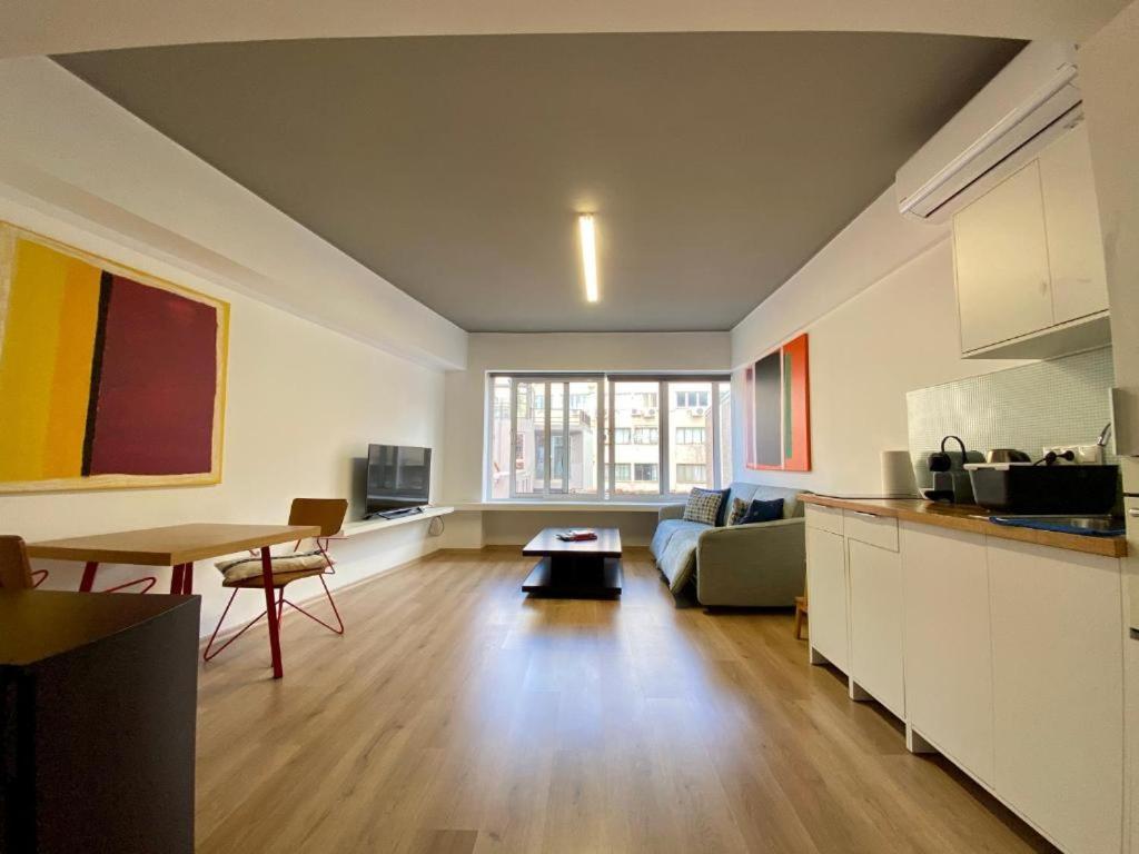 Mosaikon Guesthouses #Nikiou Str Athènes Extérieur photo